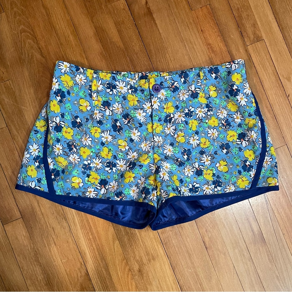 - JOOMPY SHORTS